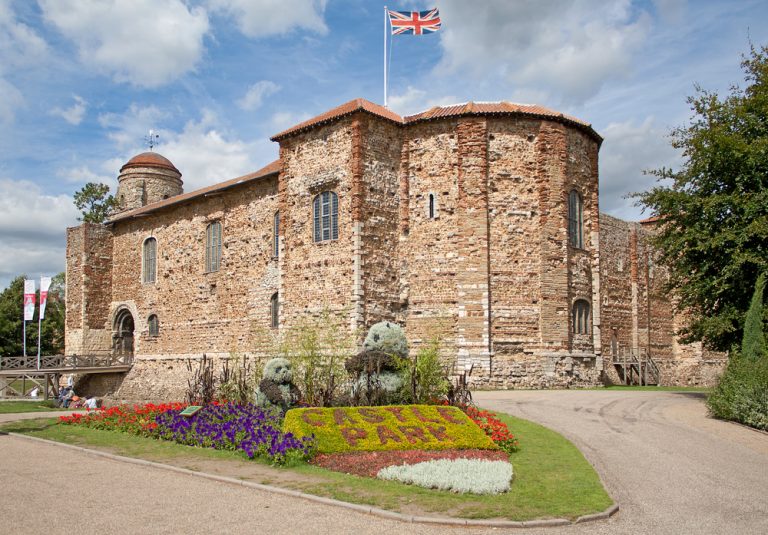 11th,century,norman,castle,in,colchester,in,springtime,and,uk